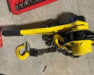 CHAIN HOIST