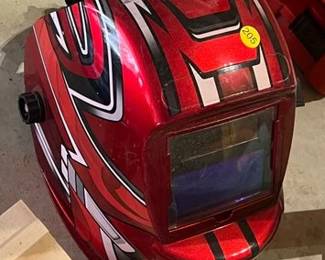 WELDING HELMET