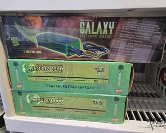 8062  NEW 3 1000 Watt Ballast 