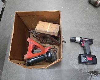 2644  Craftsman Drill Driver  3 Jack Stands 