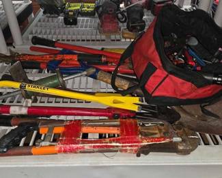 2658  Milwaukee Tool Bag  Tools 