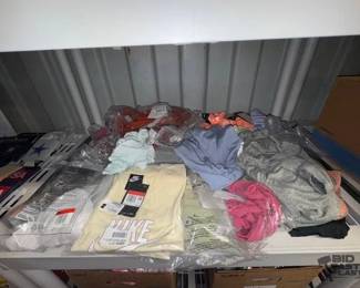 7526  NEW 21 Nike Shirts, Yoga Pants  Tank Tops 