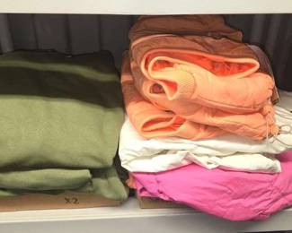 7148  NEW 16 Alpine Mens  Womens Clothing 