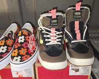 7176  NEW 2 Pairs of Vans Shoes 