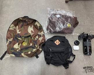 2672  Minolta Camera, AirPods, Headphones  Backpacks 