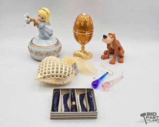1970  GlassPorcelain Figurines  Ornaments 