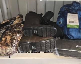 7656  NEW Frogf Toggs, Field  Stream Wadders  More 