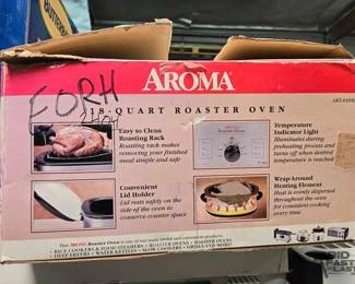 2404  Aroma 18Quart Roaster Oven 
