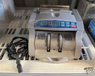 7586  Royal Sovereign Bill Counter 