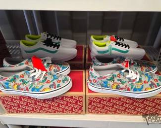 7052  NEW 4 Pairs of Vans Shoes 