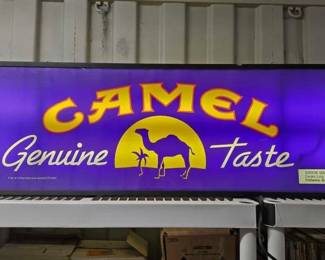 8086  Camel Cigarettes Lighted Sign 