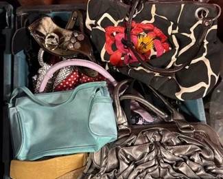 6518  Belts and Hand Bags 