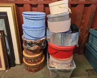 6508  Hats, Hat Boxes, Clothes, and Hand Bags 