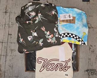 7160  NEW 30 Vans TShirts  Button Up Dress 