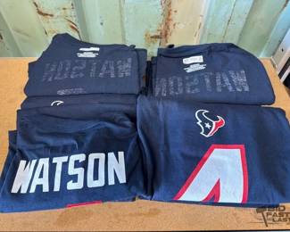 3414  NEW 9 Texas Long Horns Tshirts 