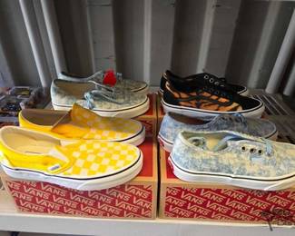 7036  NEW 4 Pairs of Vans Shoes 