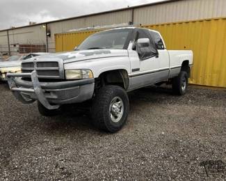 200  1996 Dodge Ram 4x4 Diesel 