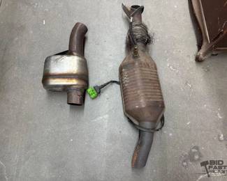 2680  Subaru Exhaust and Catalytic Converter 