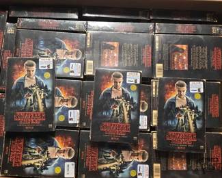 7208  NEW Over 40 Stranger Things Season 1 Collectors Edition DVDs 