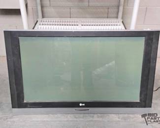 2800  LG 41 TV 
