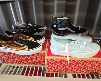 7028  NEW 4 Pairs of Vans Shoes 
