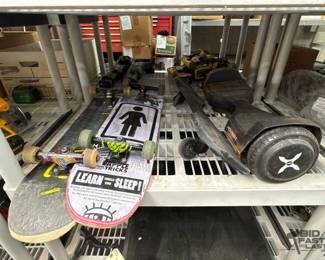 2526  Skateboards, Swivel Board  Hoverboard 