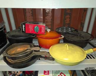 6122  12 Cast Iron Pans 