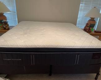 Stearns & Foster Lux Estate King Size Mattresses Perfect Condition
