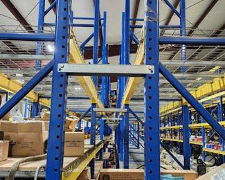 (19) Metal Stabilizing Brackets - Retail: $800