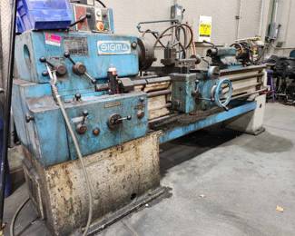 Vintage Sigma Industrial Metal Lathe Machine