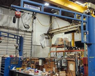 Gorbel 500 Industrial Workstation Crane System