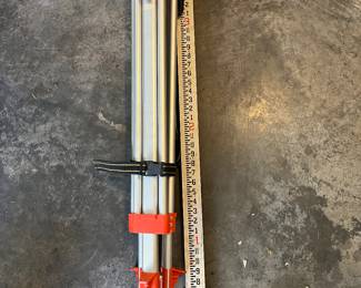 Land surveying equipment 