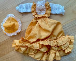 Vtg. Mattel Barbie Orange Ruffled Gown Lace Sleeves w/Hat