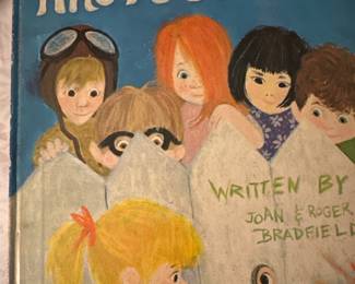 Vtg. 1966 Who Are You? Joan & Roger Bradfield Whitman Small World HC