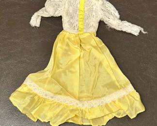 Vtg. Barbie Doll Yellow White Lace Flower Dress