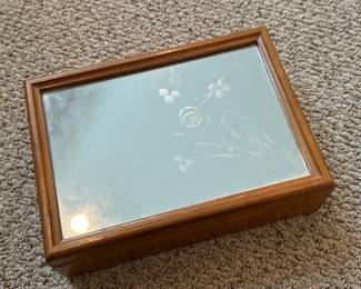 Vtg Engraved Mirror Jewelry Box!