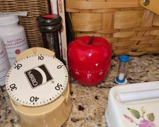 Vtg Mirro-Matic Kitchen Timer, Etc!
