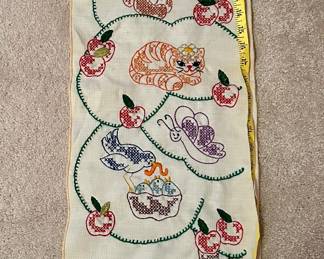 Vtg Embroidered Measuring Chart!
