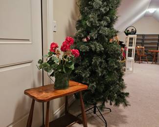 8 ft Christmas Tree!