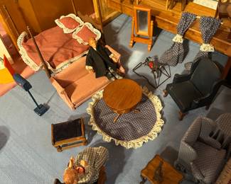 Lots Vintage Wooden Dollhouse Furniture & Accessories!! 