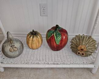 Ceramic Fat/Round Fluffy Chicken, Ceramic Hedgehog Planter, Etc!
