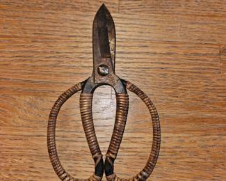 Vtg Bonsai Pruning Shears w/Wicker Handles!