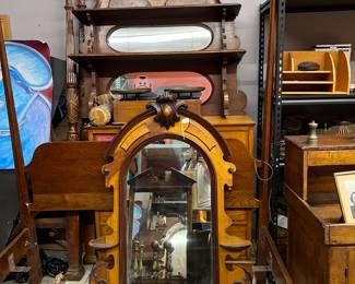A BETTER PIC OF EASTLAKE VICTORIAN BEDROOM FURNITURE... LOOK CLOSELY AT THE FINE DETAIL - ACORNS, AND HAND CARVED RAMS HEADS..