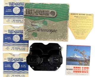 Vintage Sawyer ViewFinder with Box