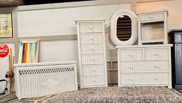 White wicker bedroom set