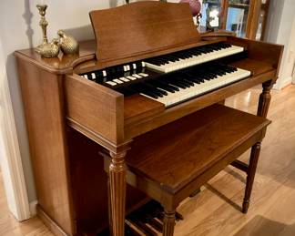 VTG Hammond Organ