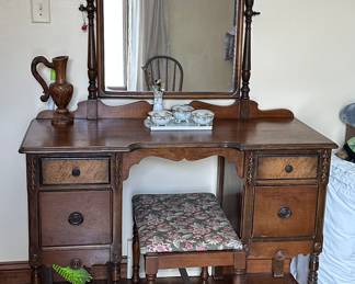 Vintage Vanity 