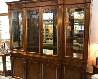 Francesco Molon Italian Dining room set with 4 door China Cabinet, Dining Table & Chairs in next pics