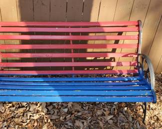 7 Colorful Outdoor Benches