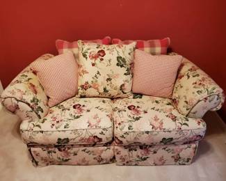 Floral Hickory Hill Sofa